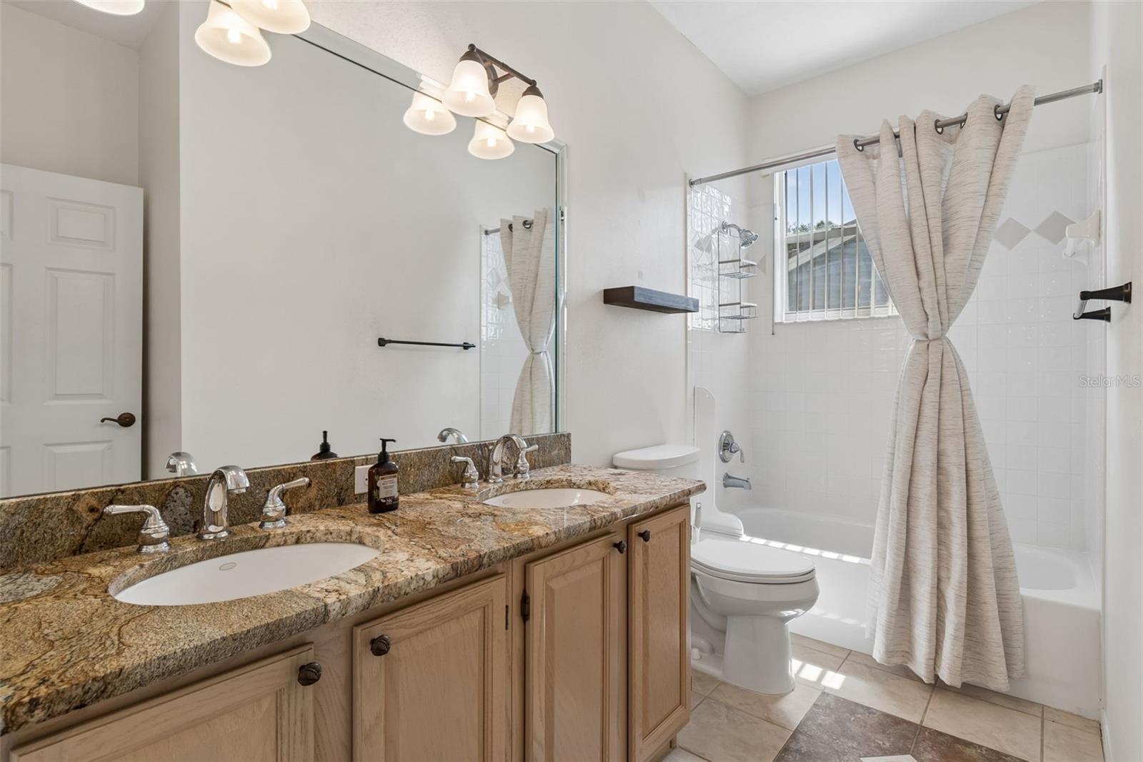 CRESCENT OAKS COUNTRY CLUB PH 1 - Residential