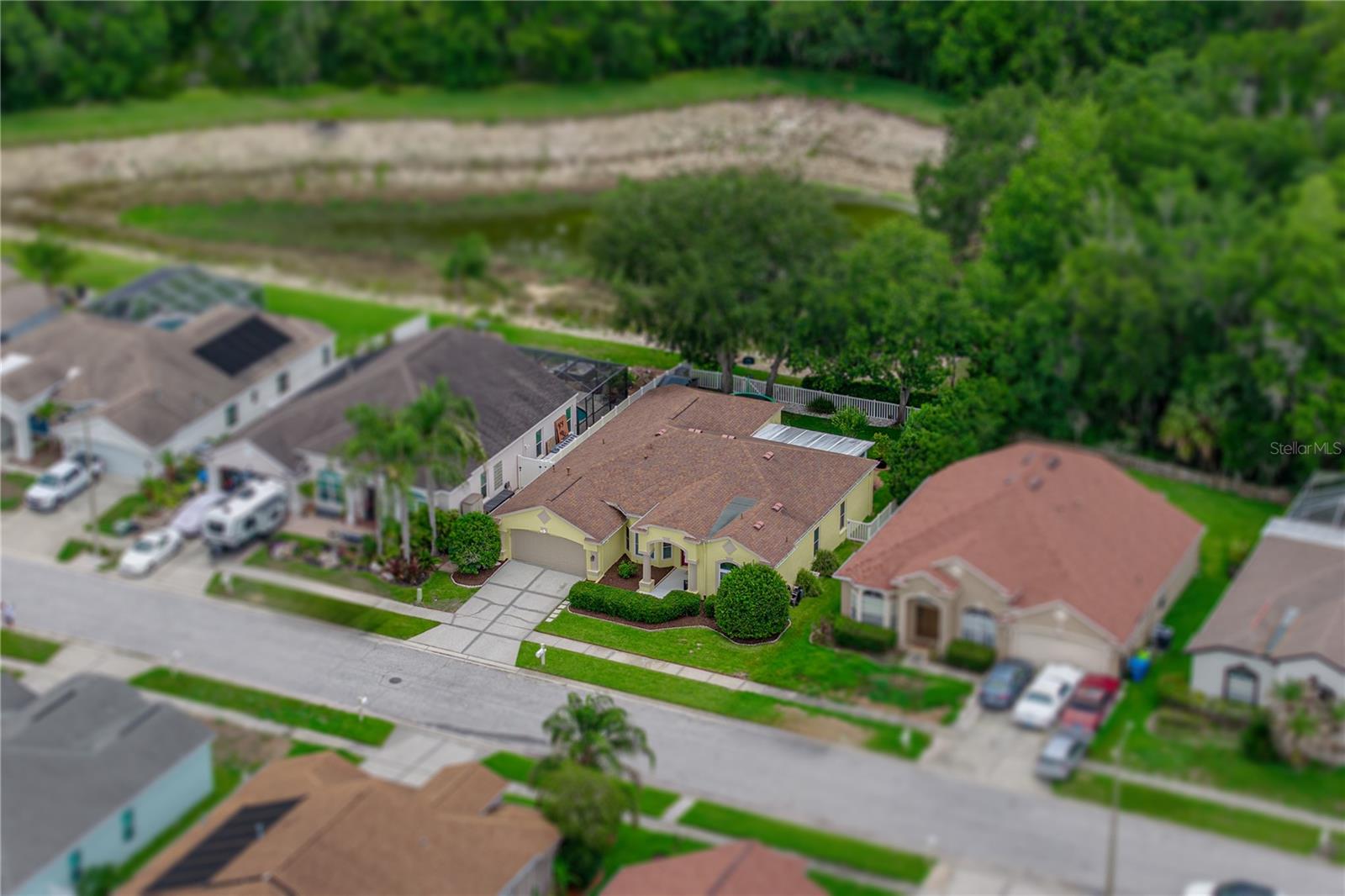 MEADOW POINTE - Residential