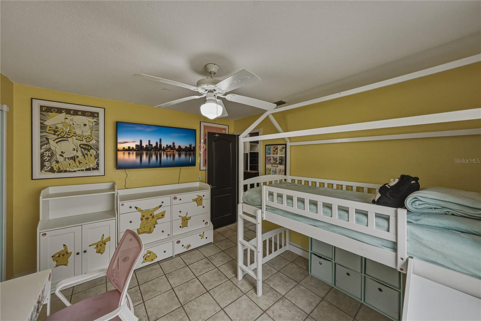 MEADOW POINTE - Residential