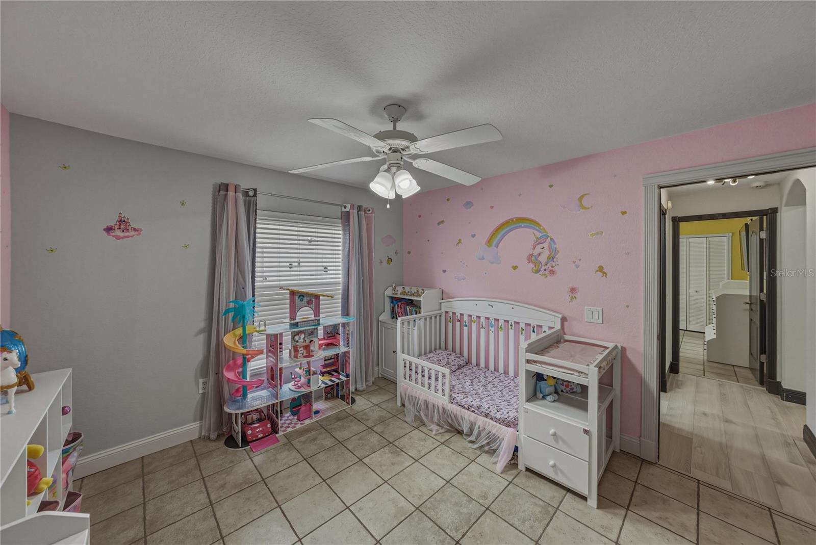 MEADOW POINTE - Residential
