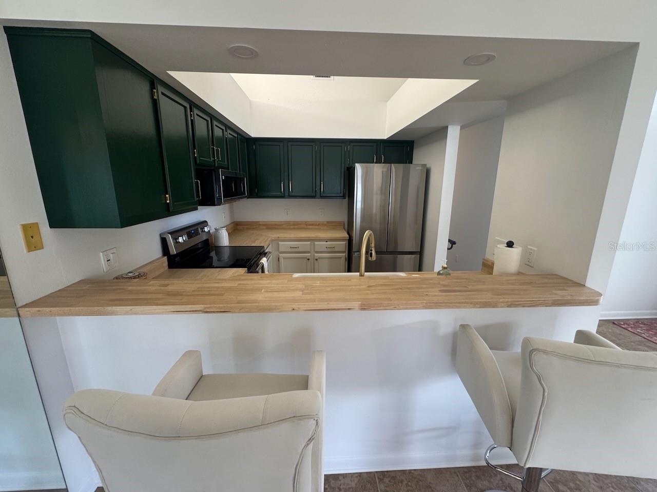 CARMEL OF BRYN-MAWR CONDO - Residential Lease