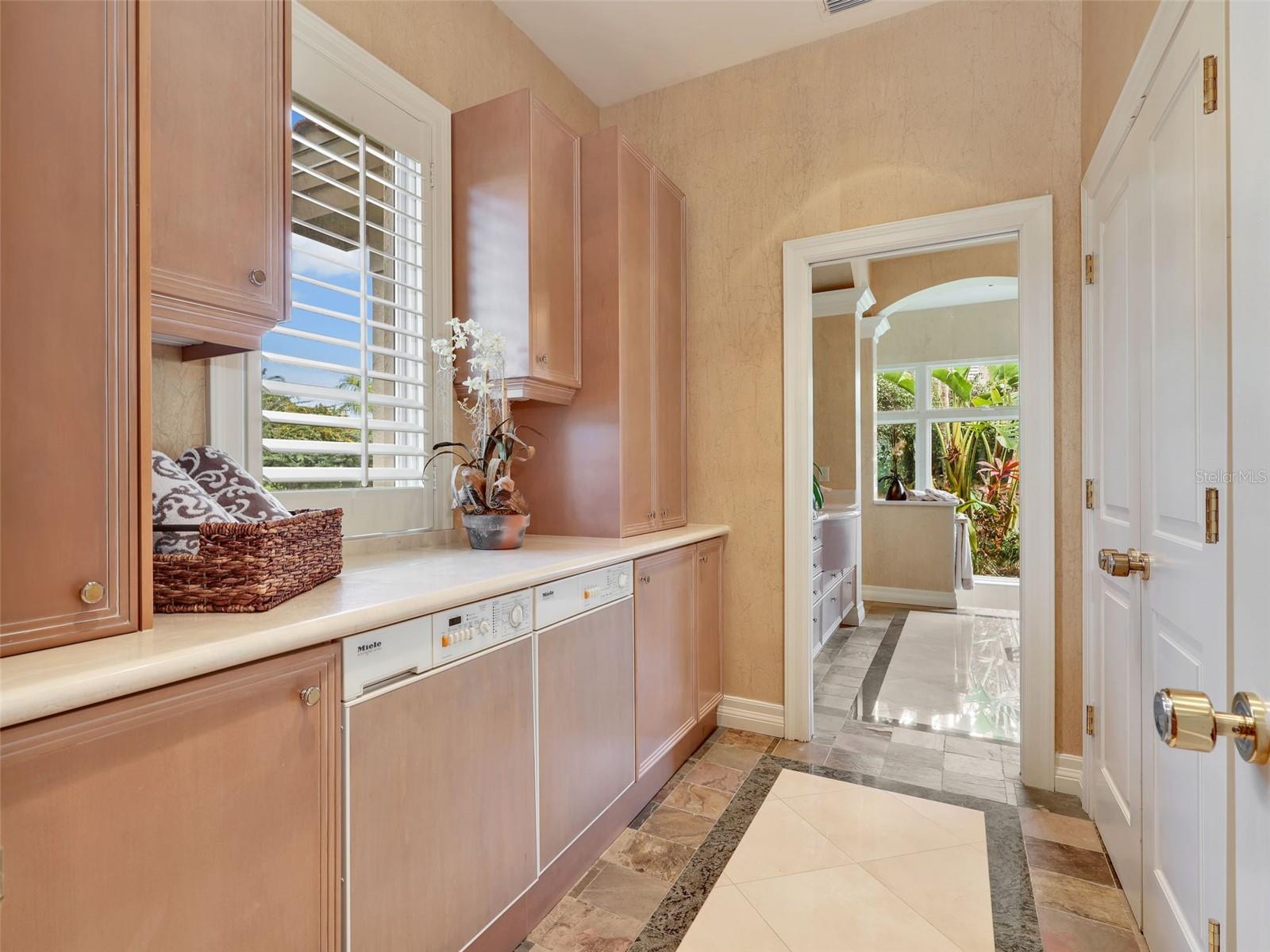 QUAIL WEST UNIT 1 REP - Residential