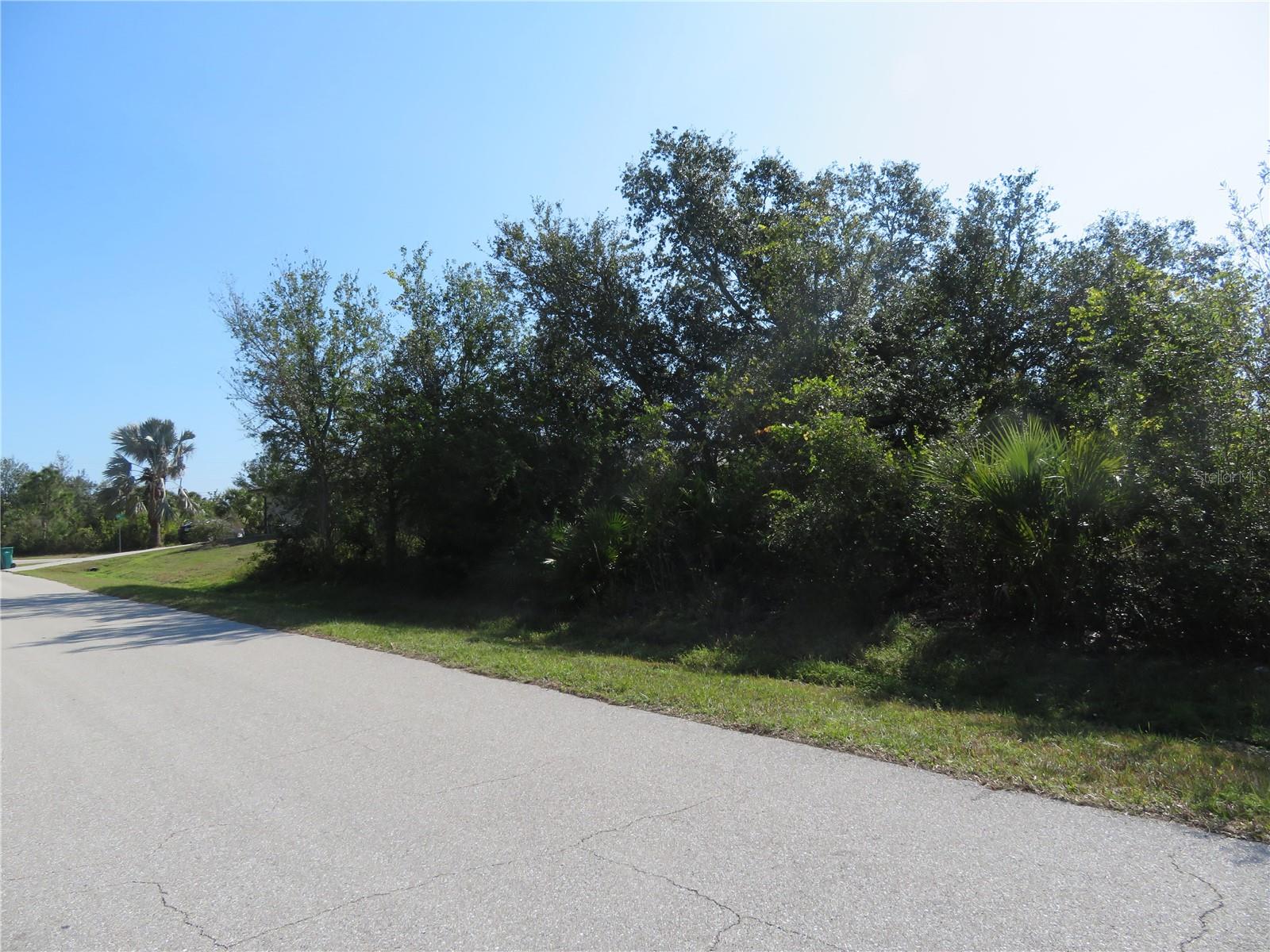 PORT CHARLOTTE SEC 063 - Land