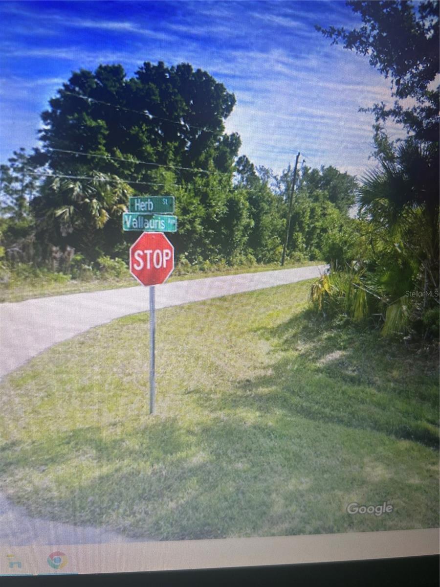 PORT CHARLOTTE SEC 063 - Land