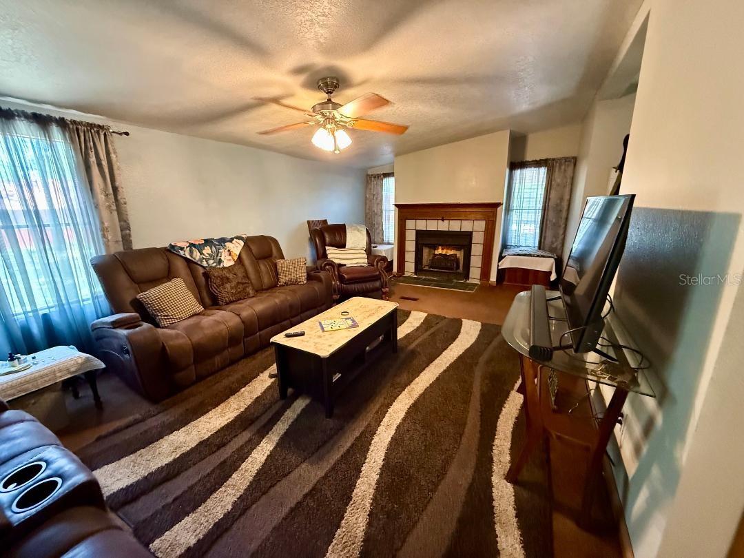 9403 - Residential
