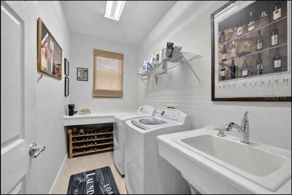 STONE CREEK - Residential