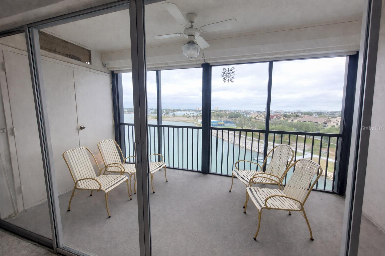 PARADISE ISLAND TOWERS CONDO - Residential