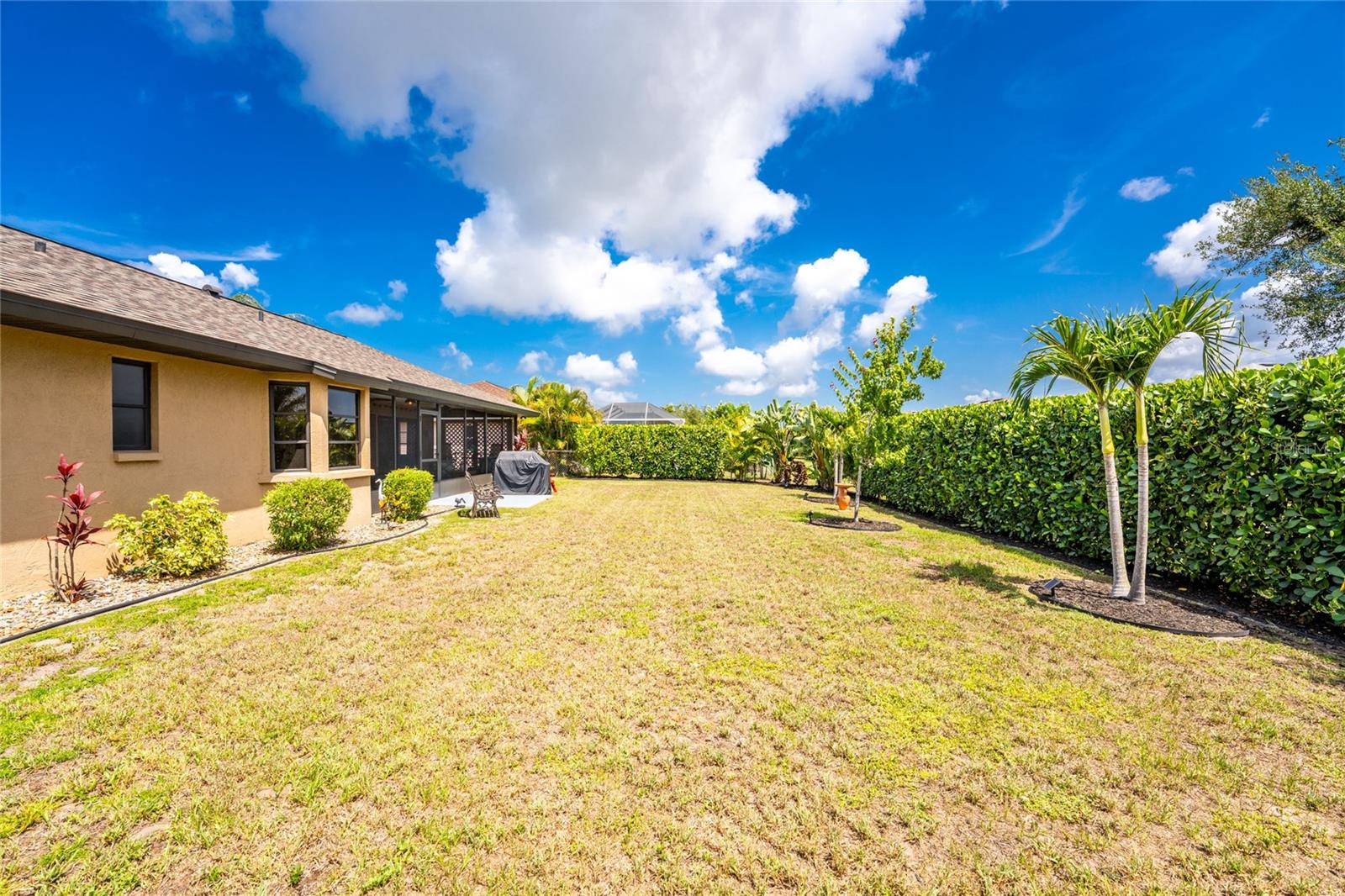 ROTONDA WEST PEBBLE BEACH - Residential