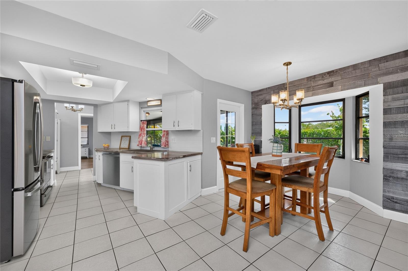 ROTONDA WEST PEBBLE BEACH - Residential