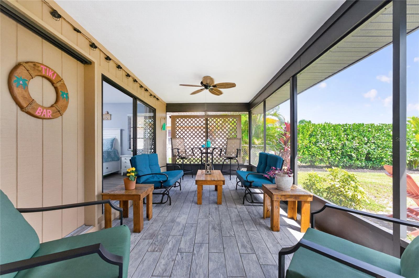 ROTONDA WEST PEBBLE BEACH - Residential
