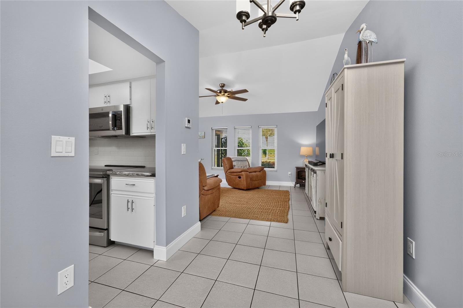 ROTONDA WEST PEBBLE BEACH - Residential