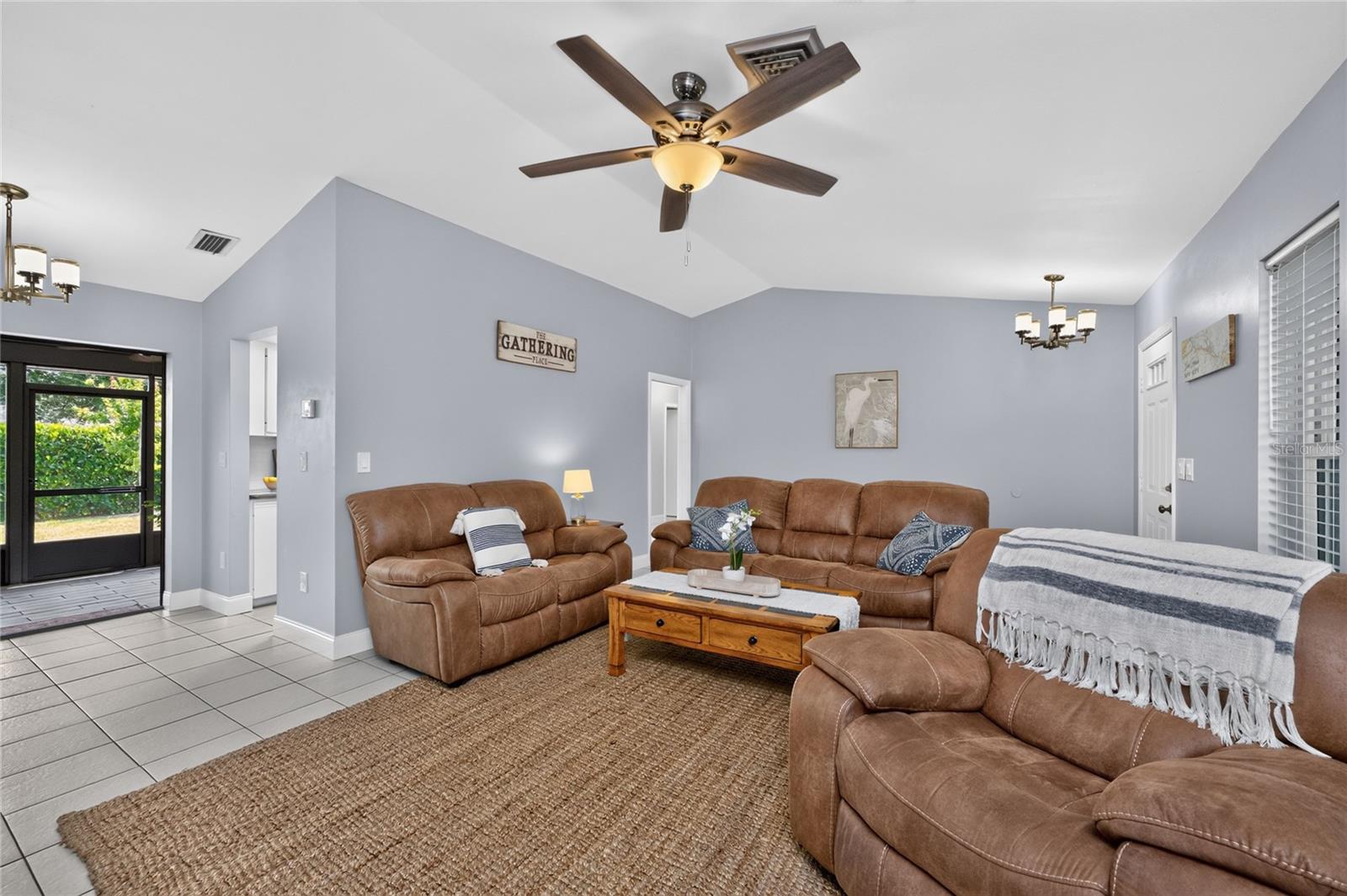 ROTONDA WEST PEBBLE BEACH - Residential