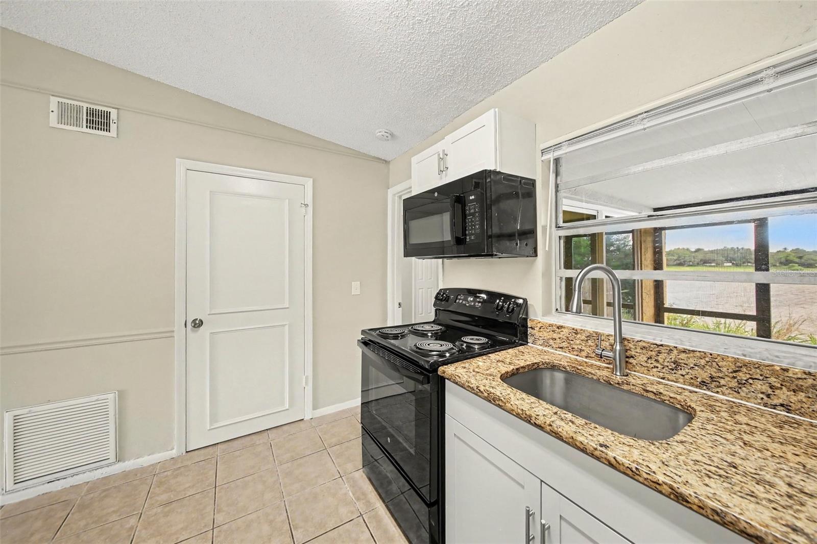LAKE SHERWOOD HILLS PH 03 - Residential