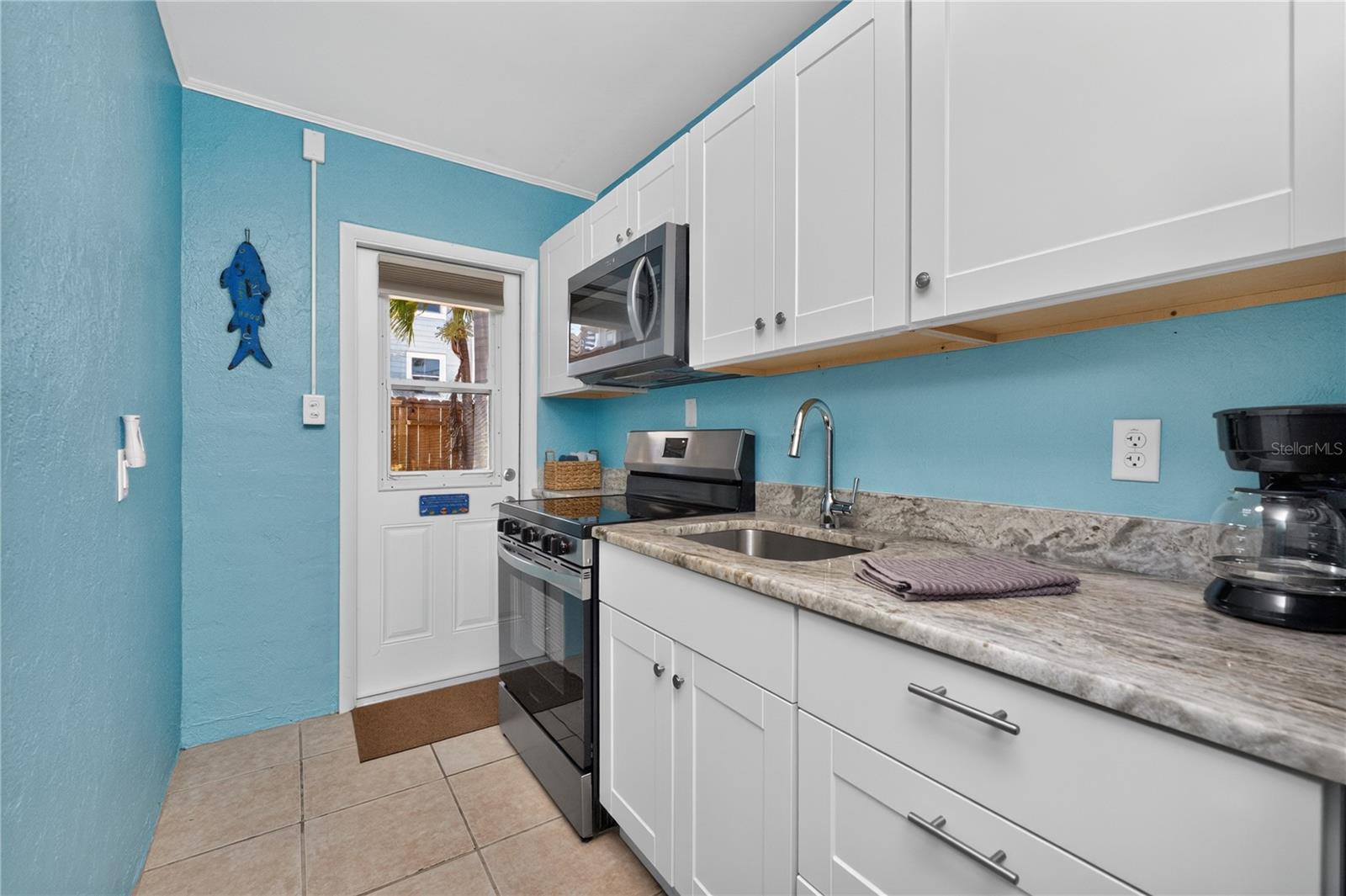 ENGLEWOOD SHORES - Commercial Sale