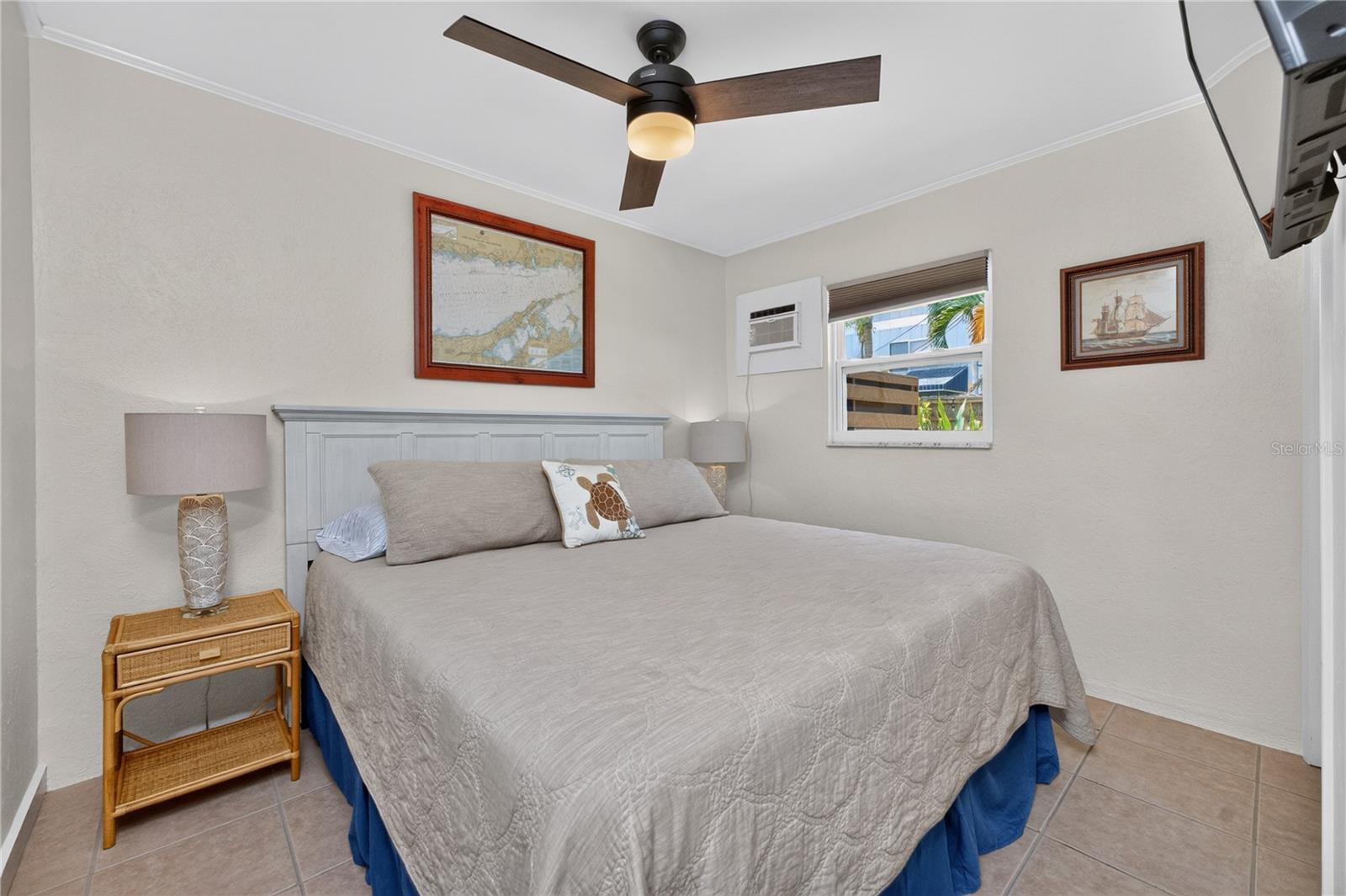 ENGLEWOOD SHORES - Commercial Sale