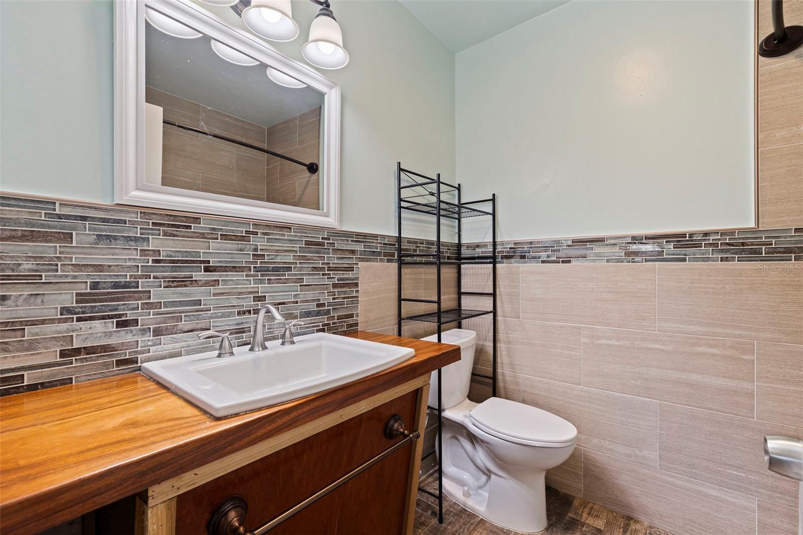 HARBOR CREST - Residential