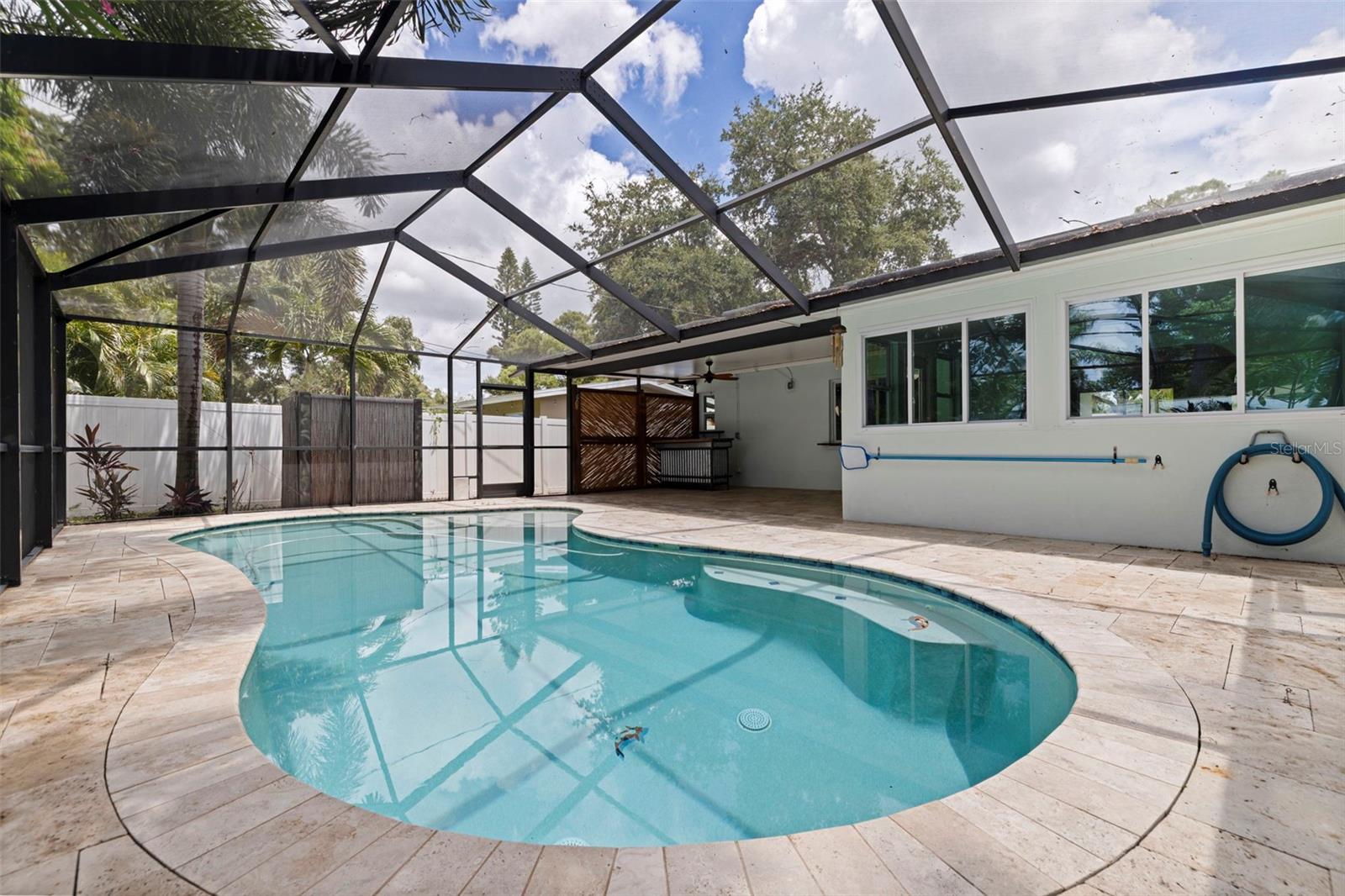 HARBOR CREST - Residential