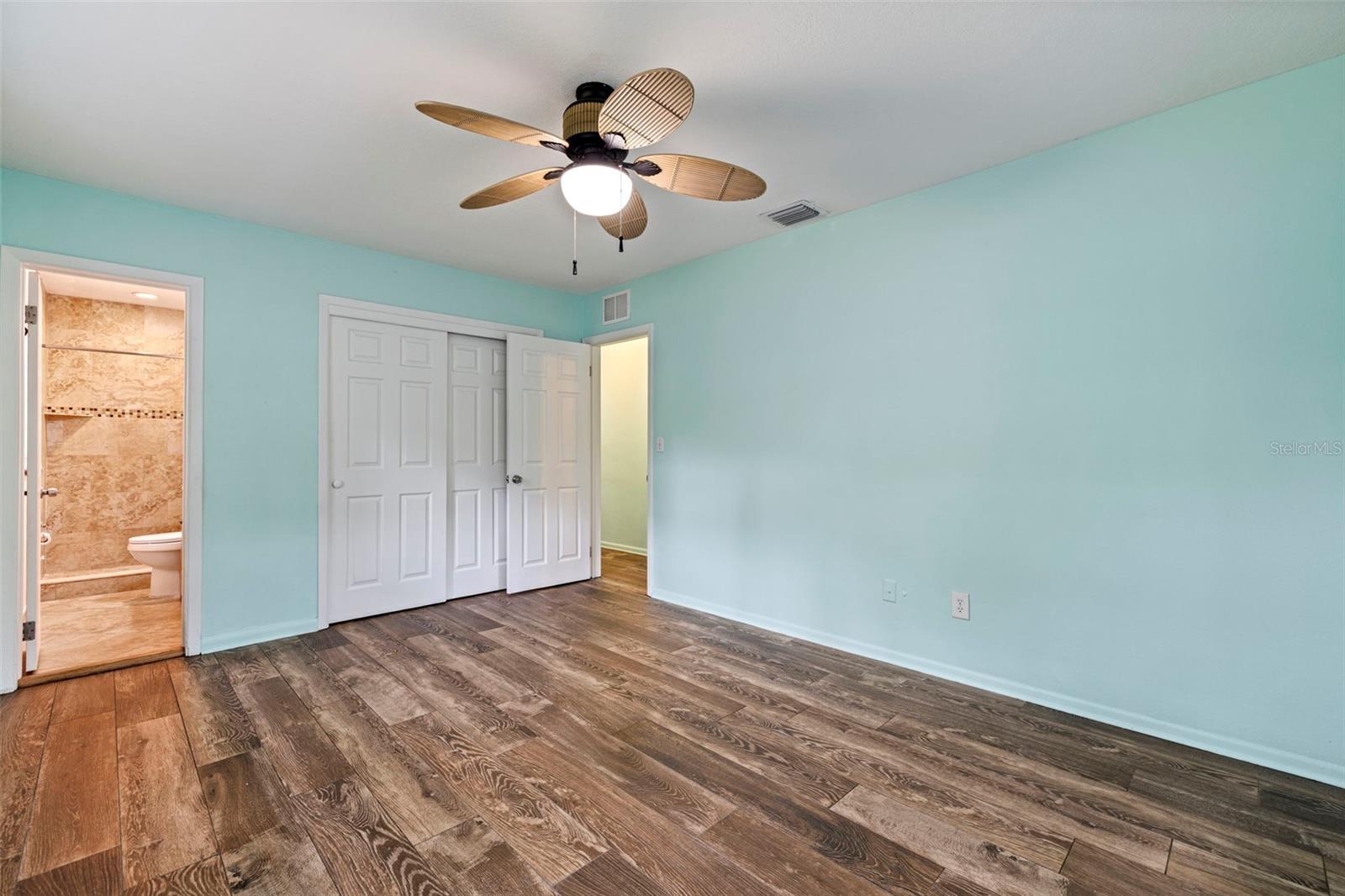 HARBOR CREST - Residential