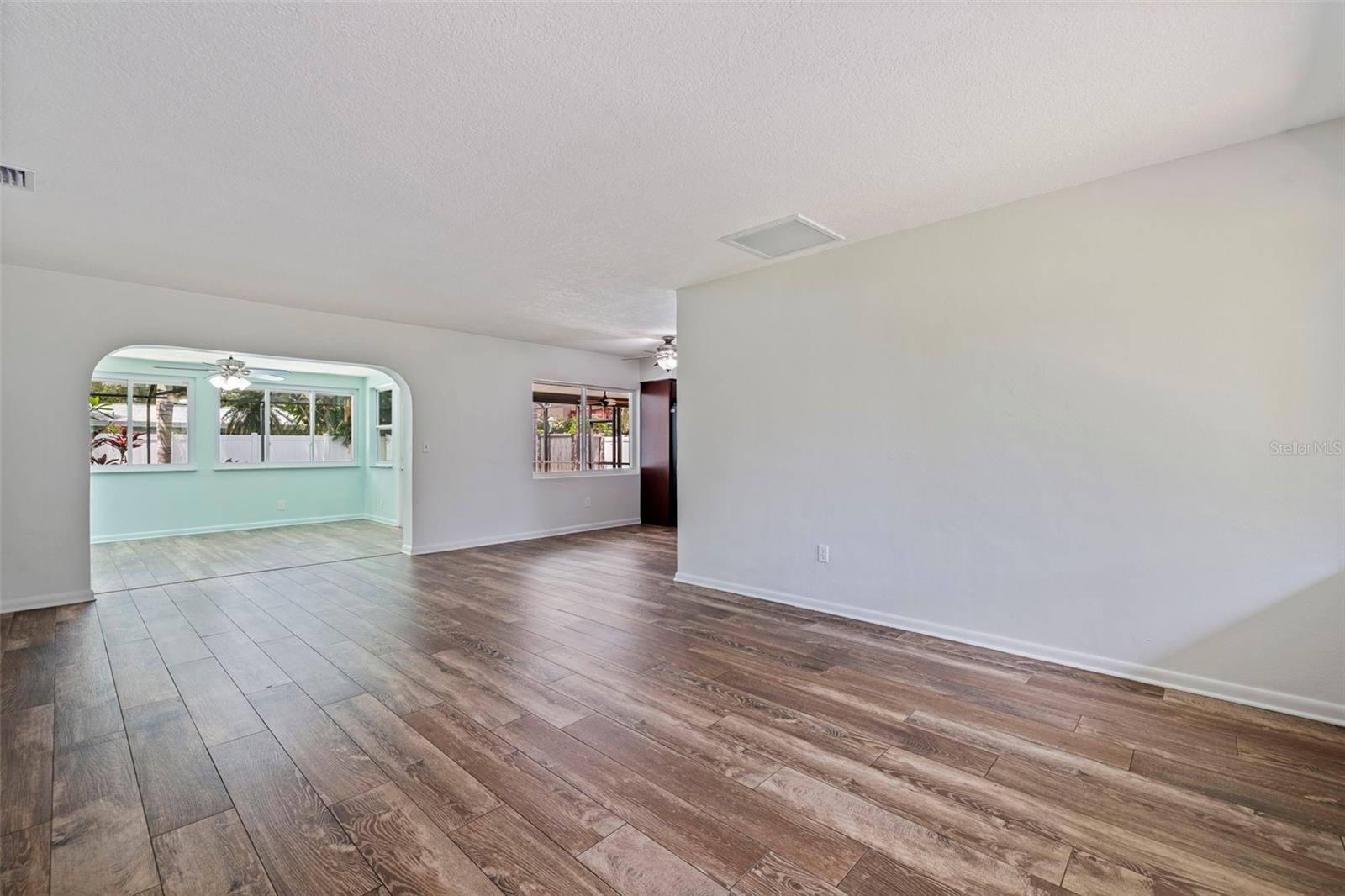 HARBOR CREST - Residential