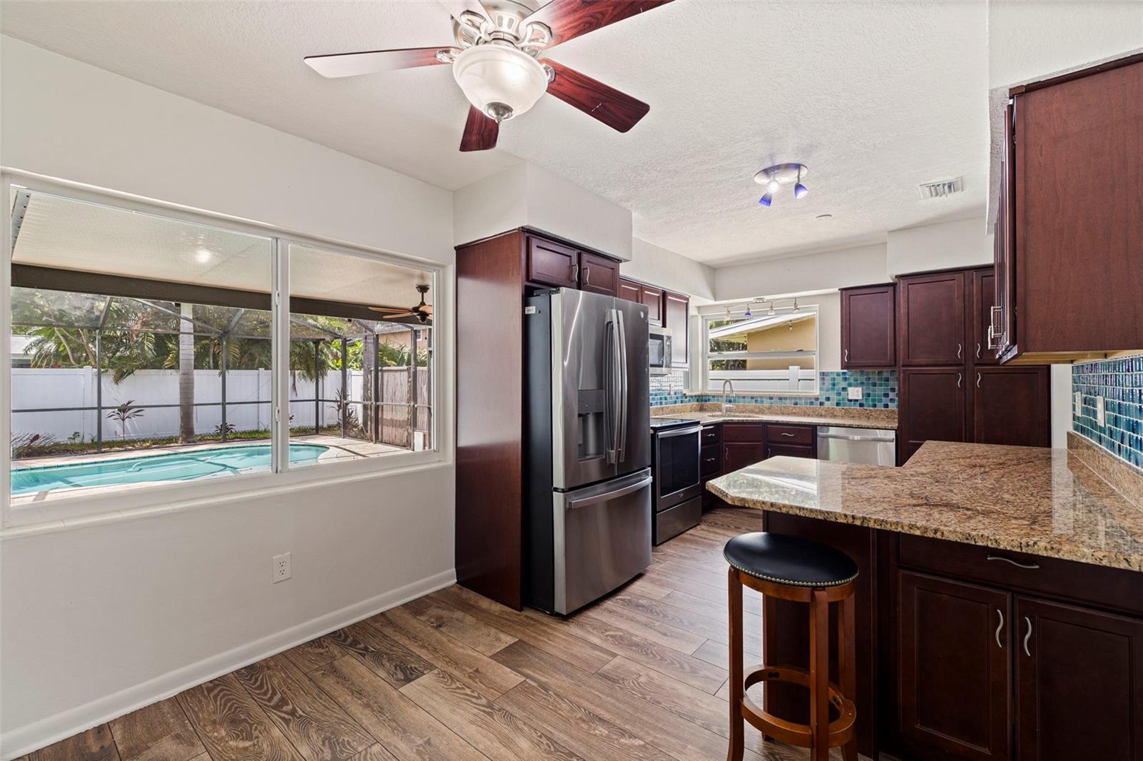 HARBOR CREST - Residential