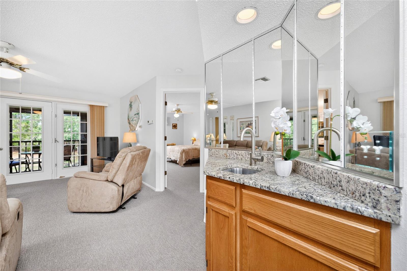 PINE HOLLOW - Residential