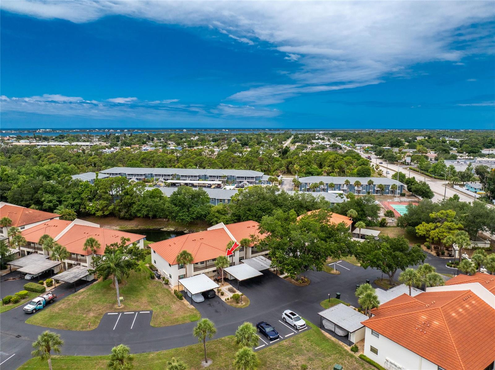 PINE HOLLOW - Residential