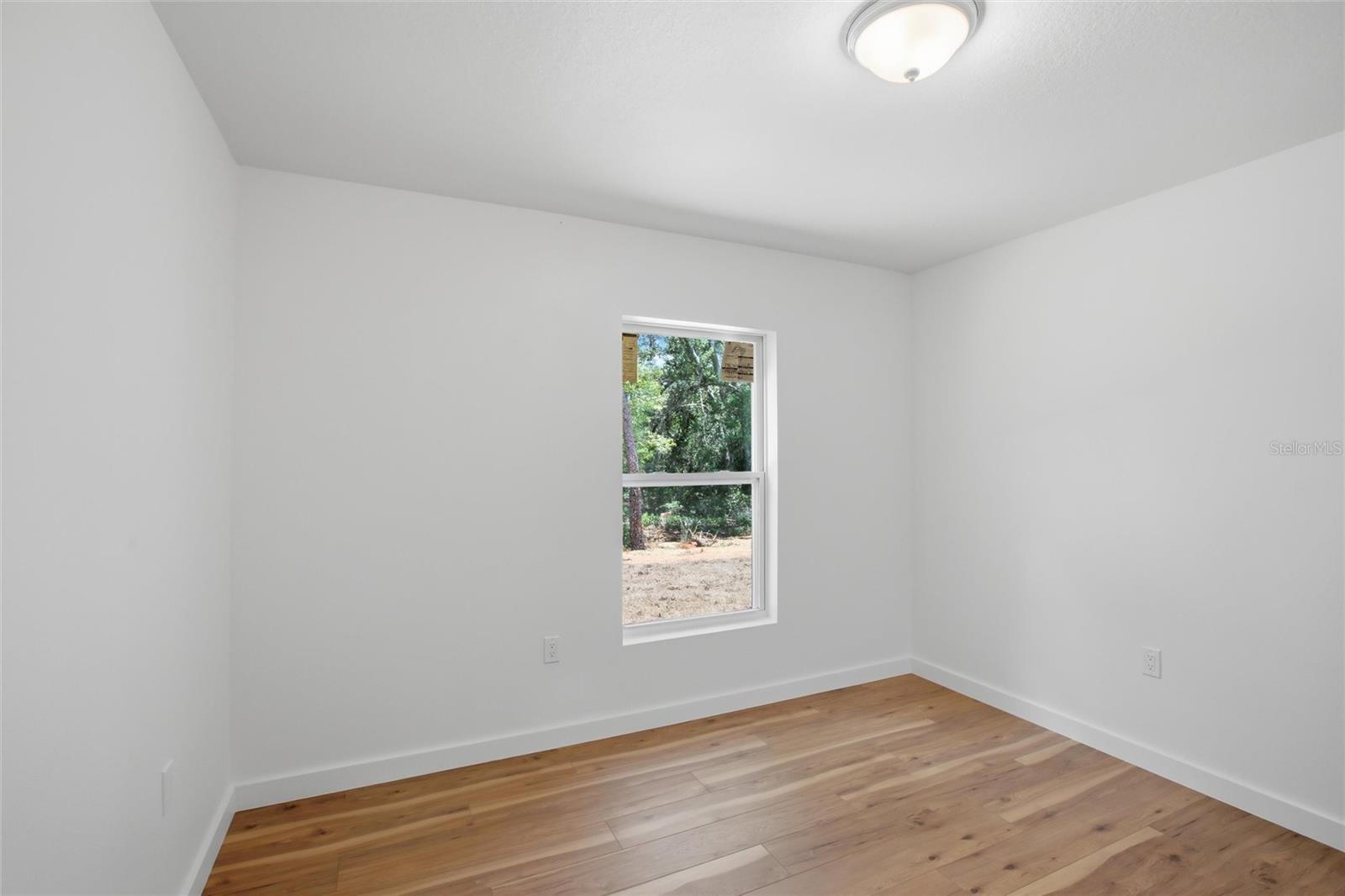 AVON PARK LAKES - Residential
