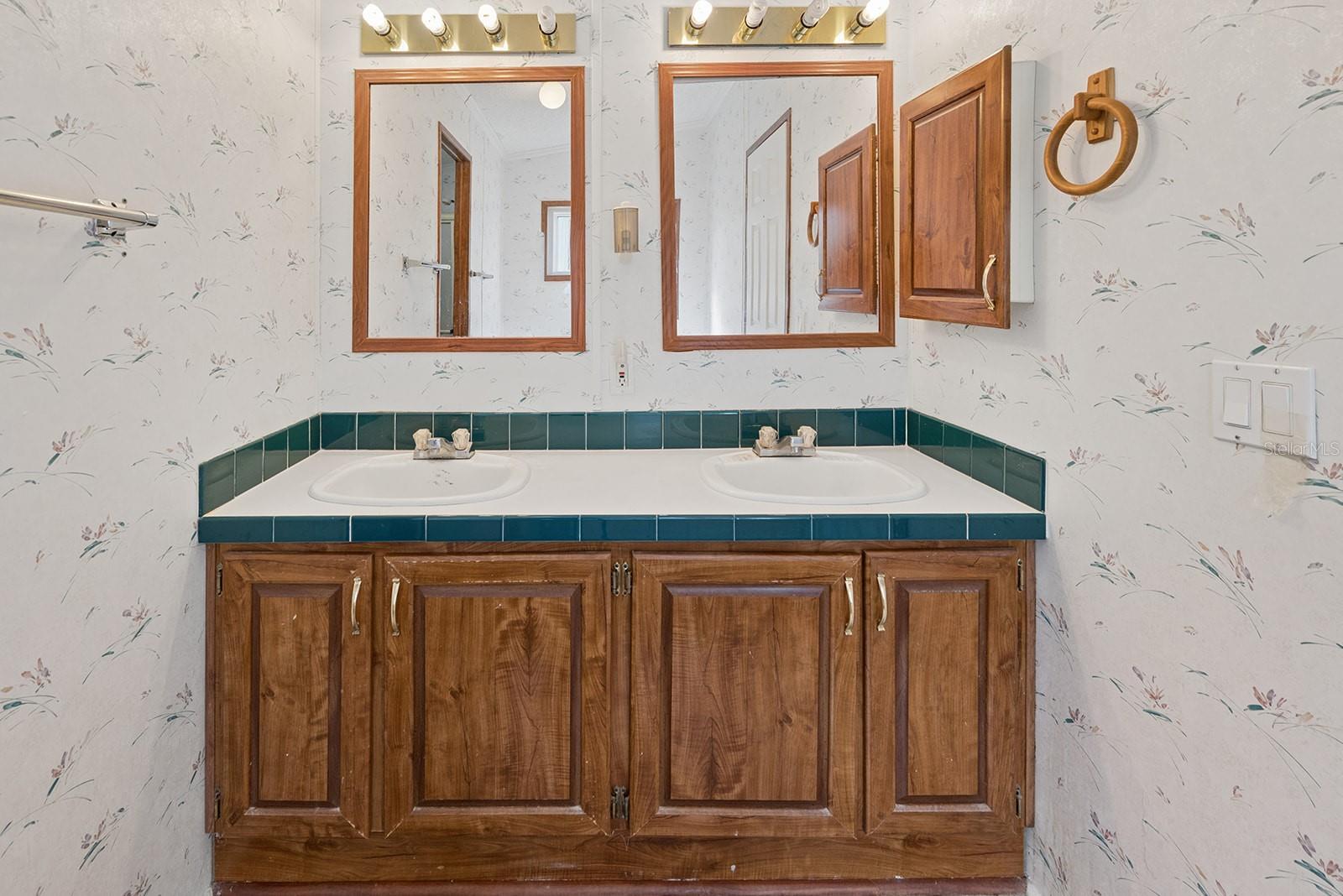 WORTHINGTON SPGS PLANTATION - Residential