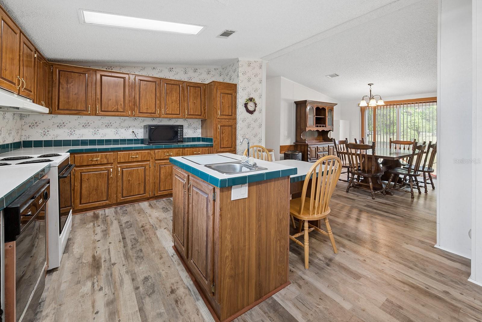 WORTHINGTON SPGS PLANTATION - Residential
