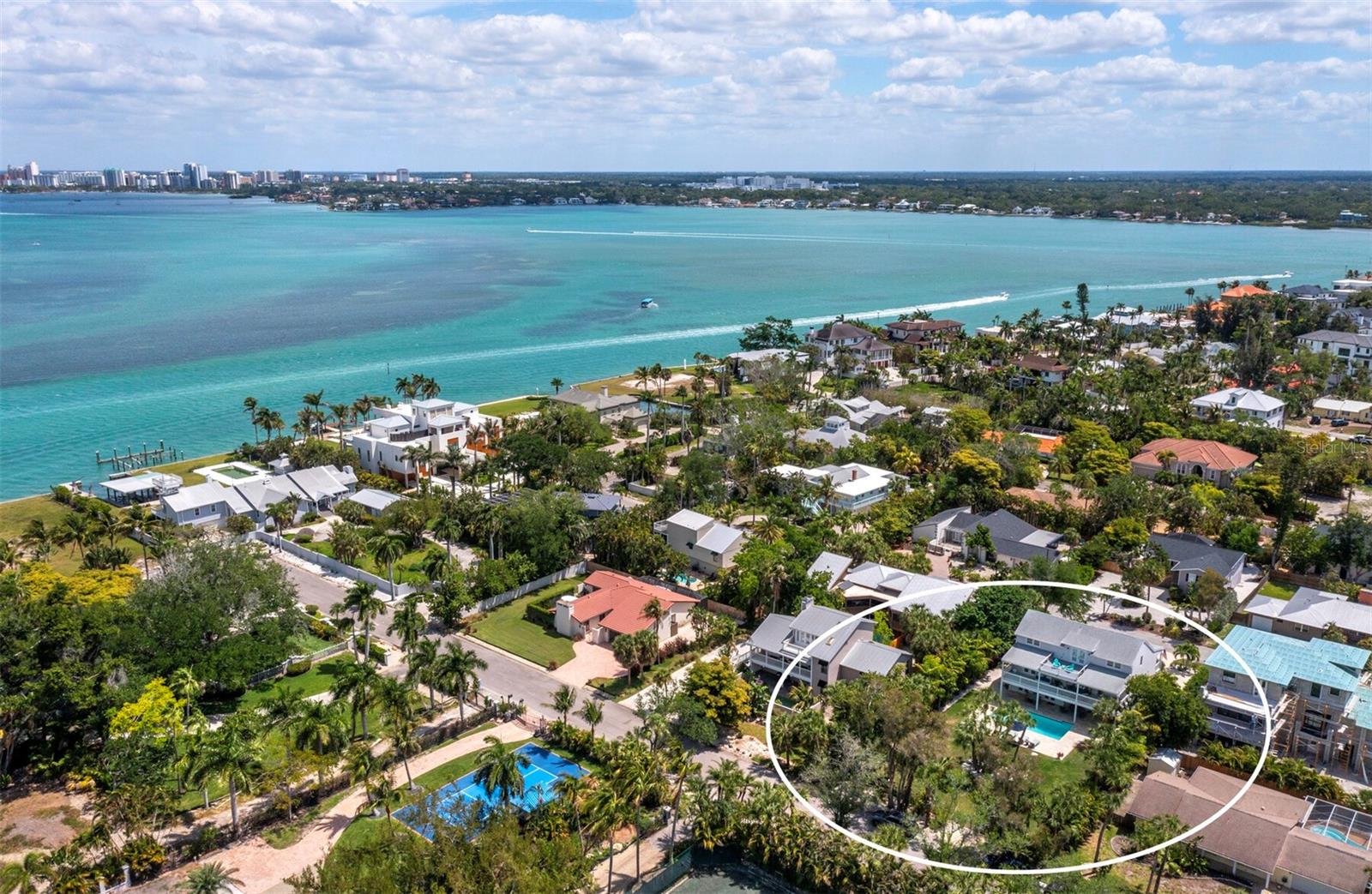 BAY ISLAND PARK - Residential
