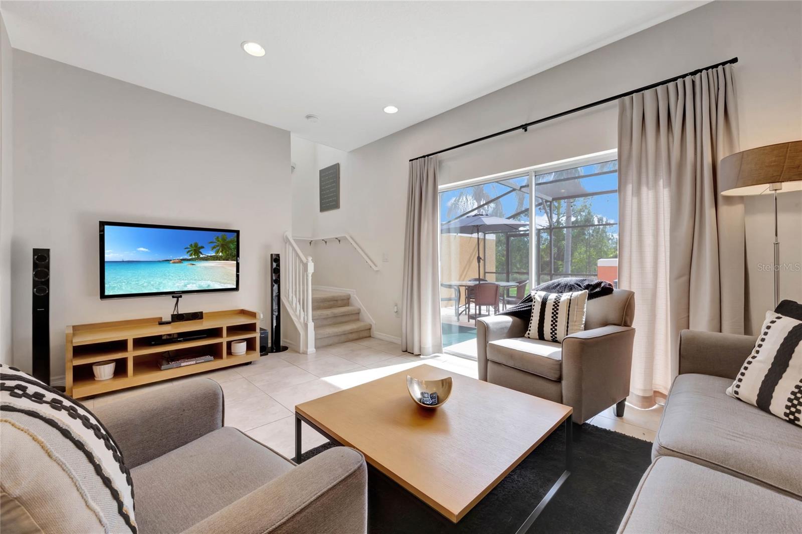 ENCANTADA PH 2 - Residential