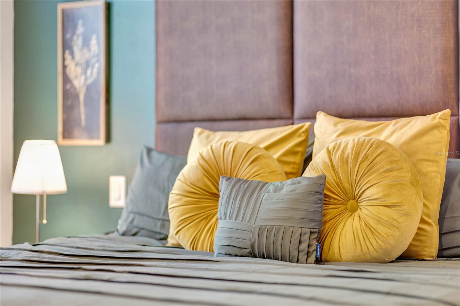 ENCANTADA PH 2 - Residential