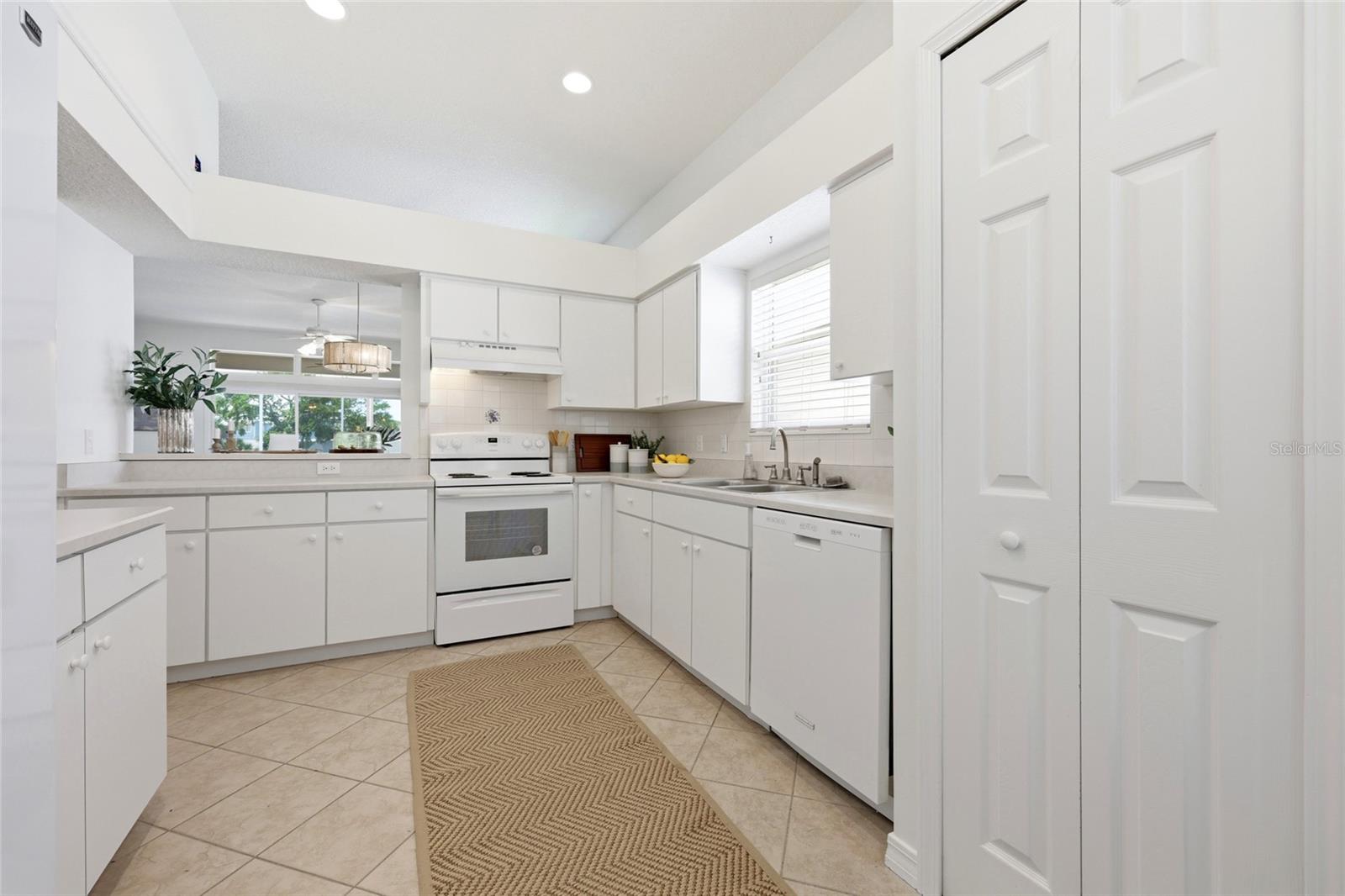 SEAGATE NORTH - Residential