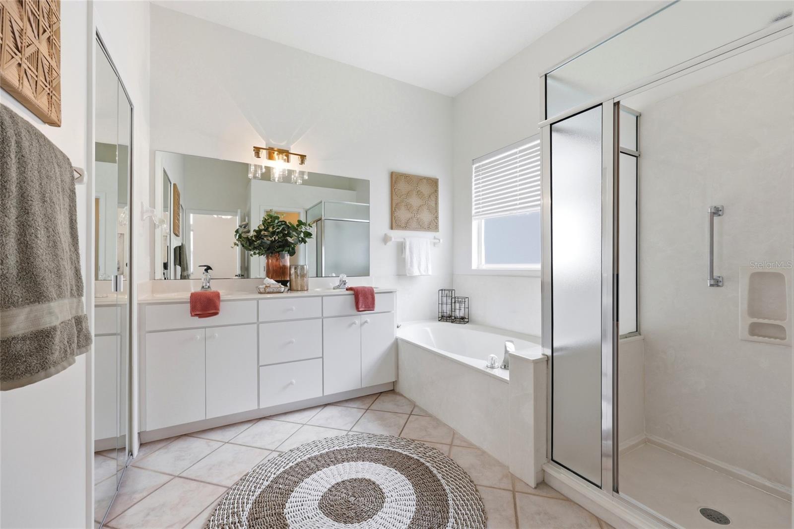 SEAGATE NORTH - Residential