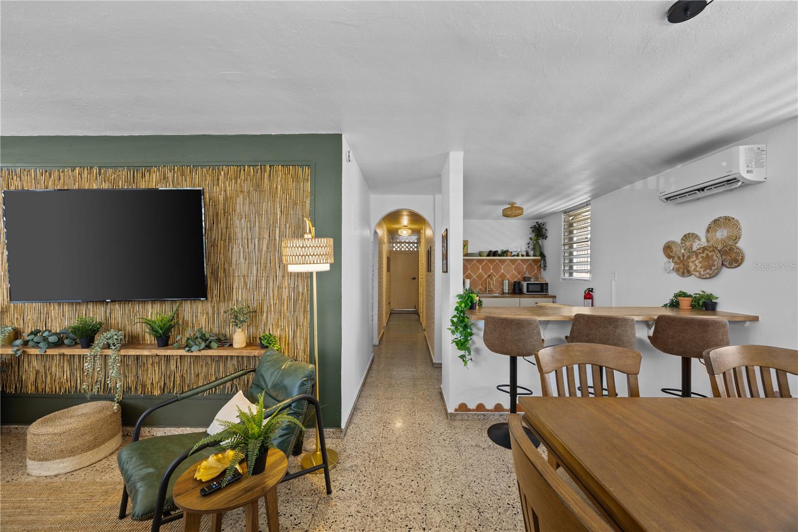 SANTURCE - Residential Income