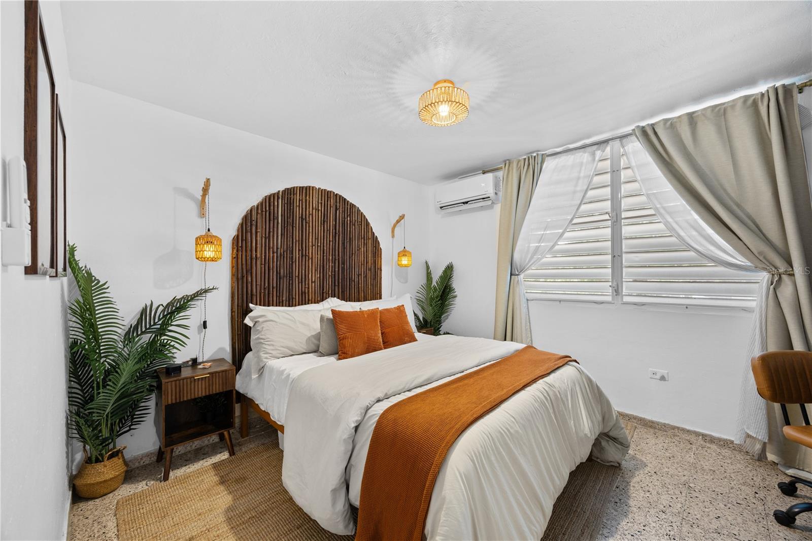 SANTURCE - Residential Income