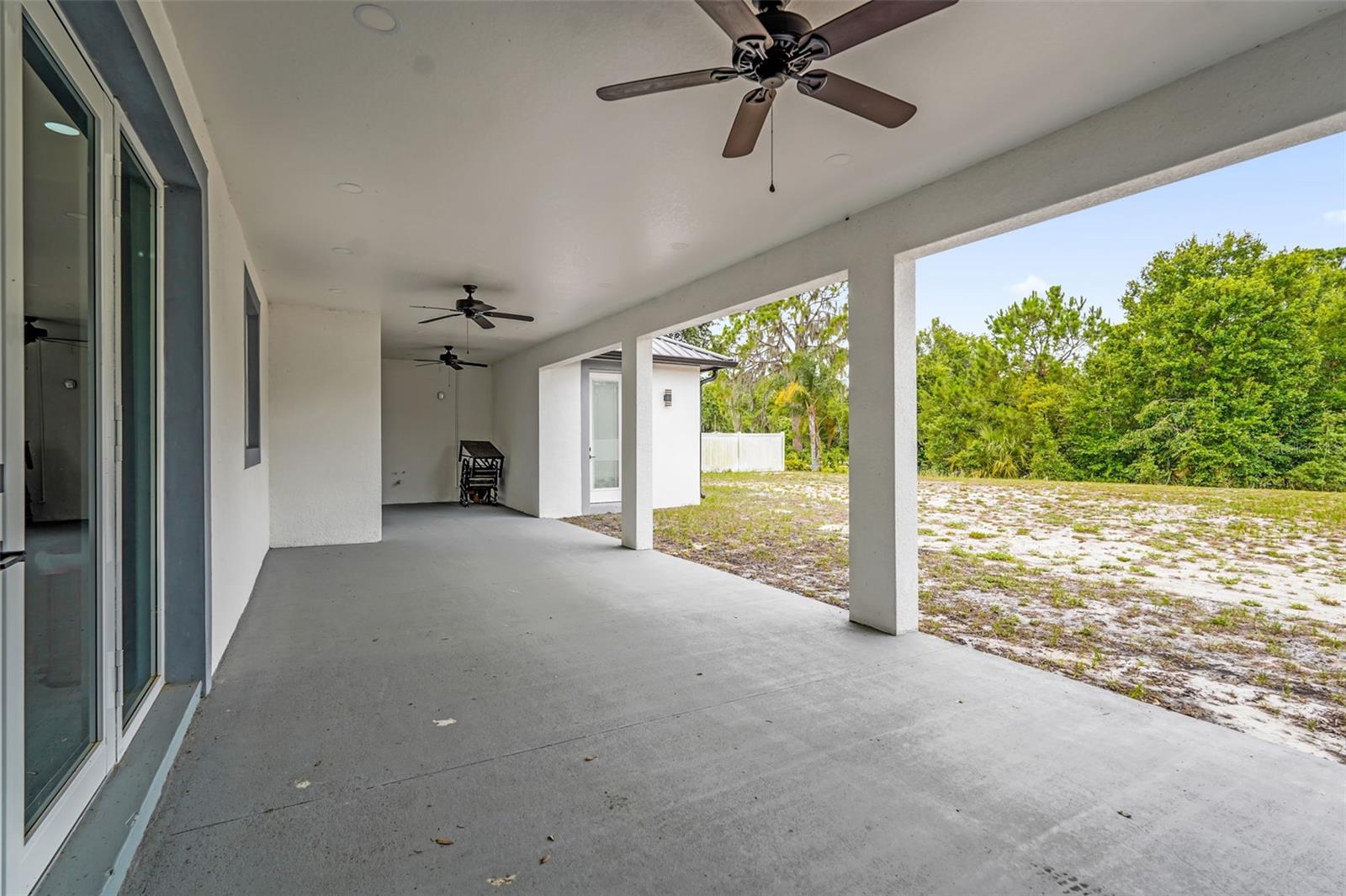 WALK IN WATER LAKE ESTATES PH 01 - Residential
