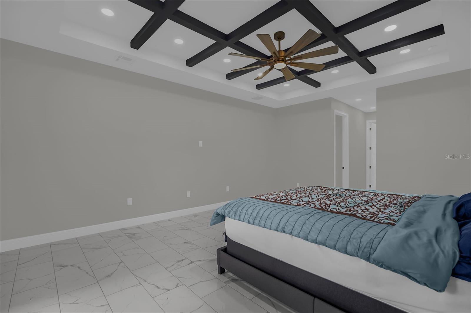 WALK IN WATER LAKE ESTATES PH 01 - Residential
