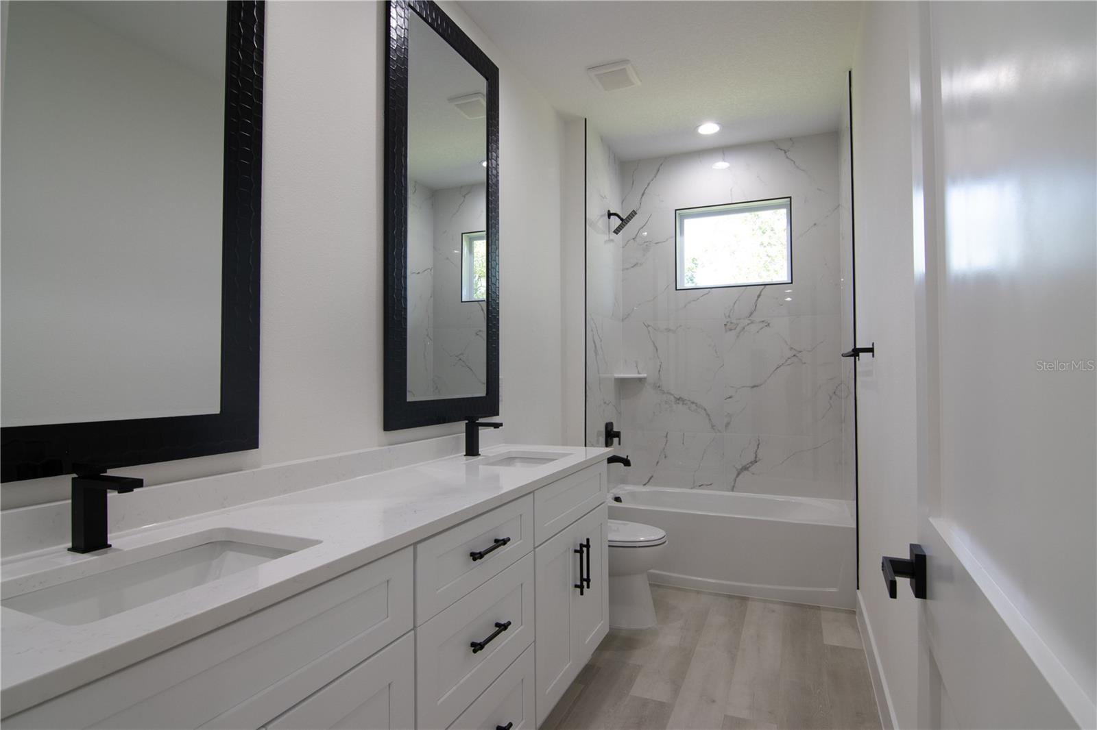 DELTONA LAKES UNIT 17 - Residential