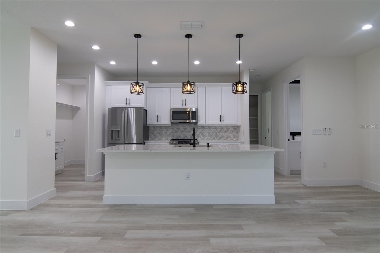 DELTONA LAKES UNIT 17 - Residential