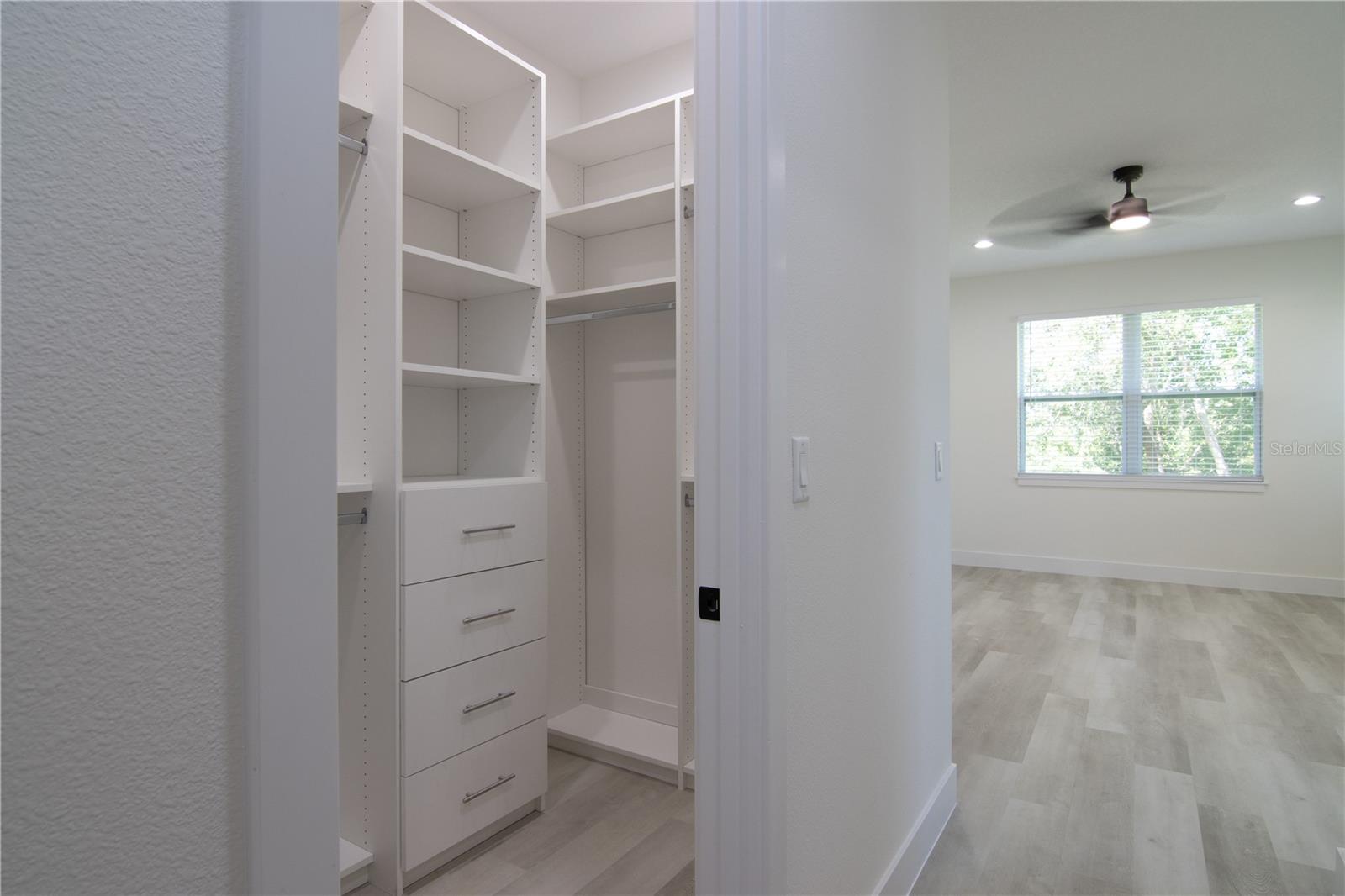 DELTONA LAKES UNIT 17 - Residential
