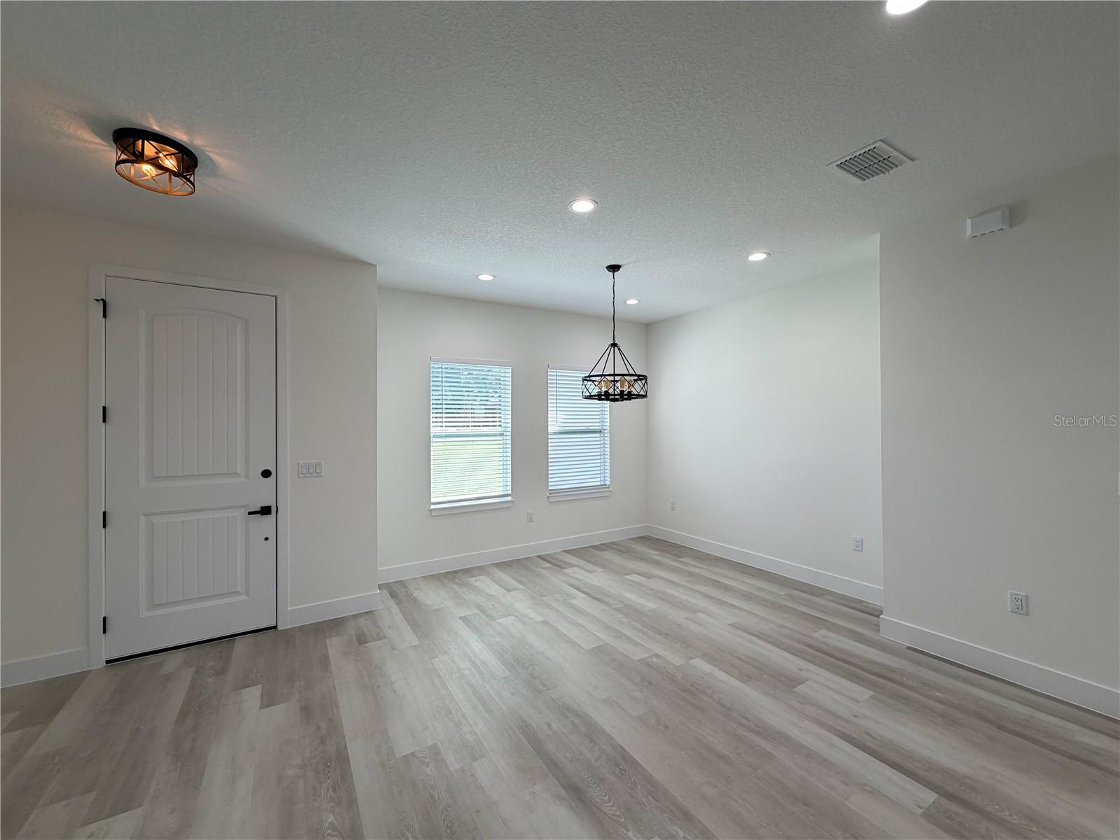 DELTONA LAKES UNIT 17 - Residential