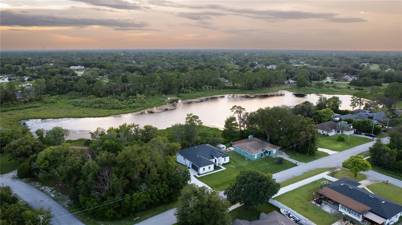 DELTONA LAKES UNIT 17 - Residential