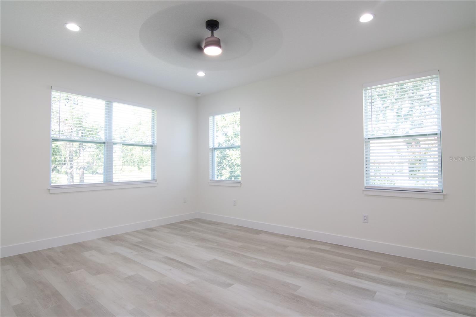 DELTONA LAKES UNIT 17 - Residential