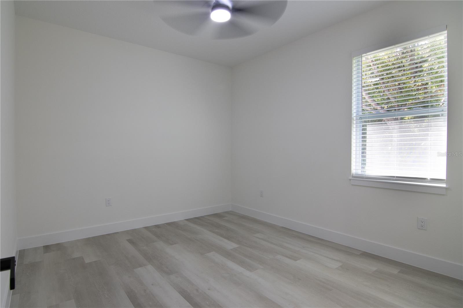 DELTONA LAKES UNIT 17 - Residential