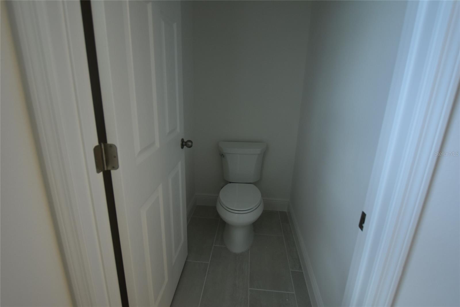 RIDGEVIEW PHASE 5 PB 83 PG 32-35 LOT 499 ORB 6568 - Residential Lease