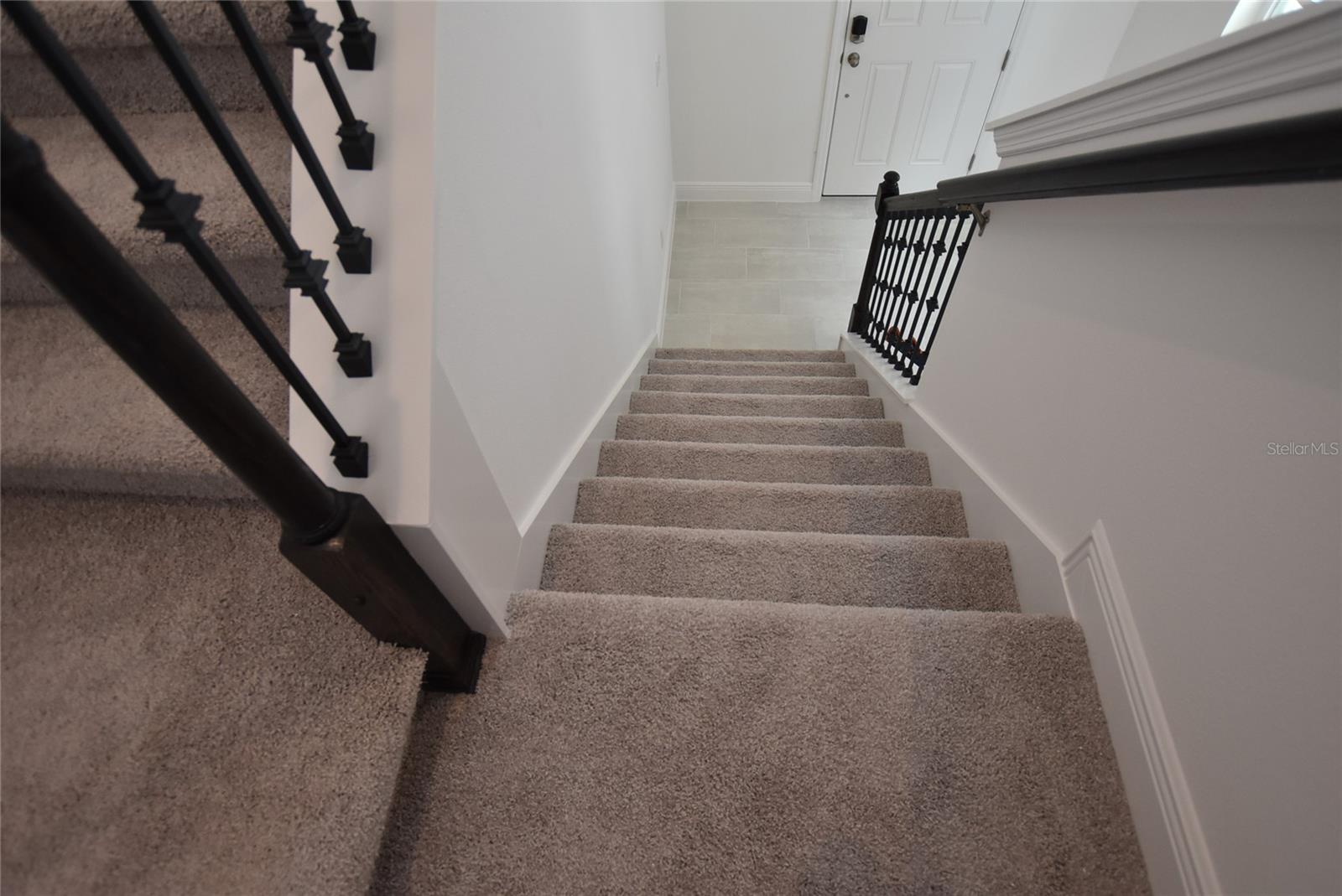 RIDGEVIEW PHASE 5 PB 83 PG 32-35 LOT 499 ORB 6568 - Residential Lease