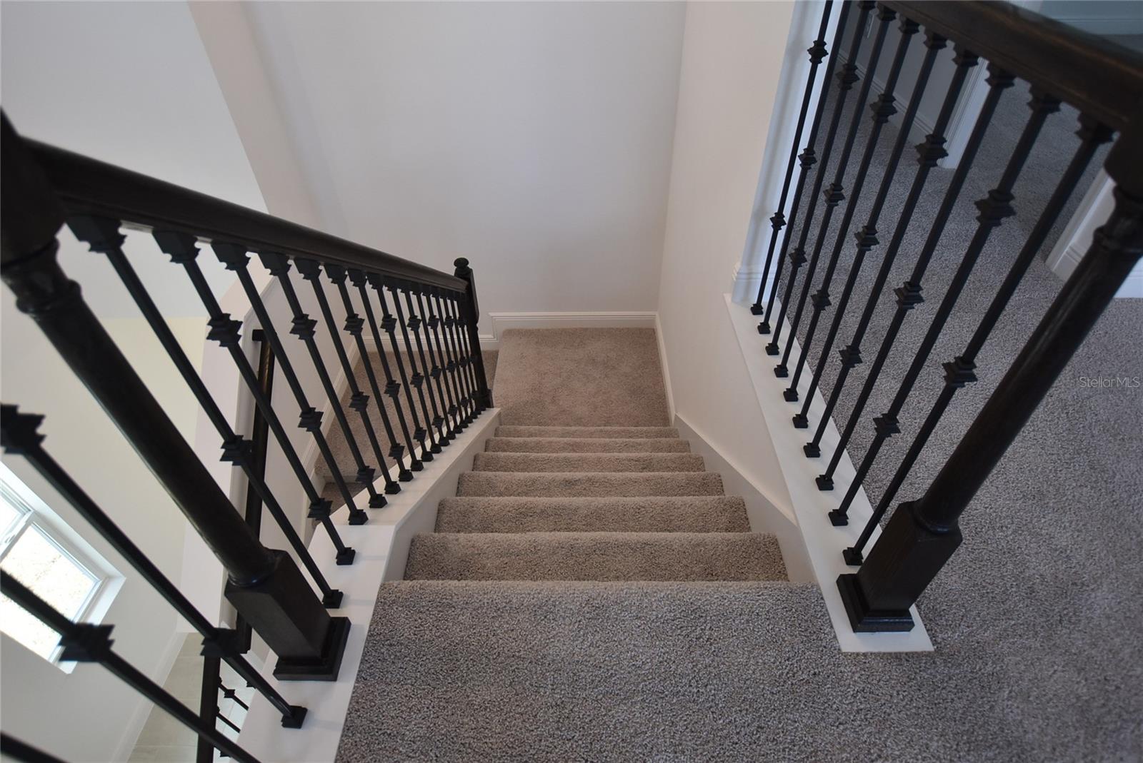RIDGEVIEW PHASE 5 PB 83 PG 32-35 LOT 499 ORB 6568 - Residential Lease