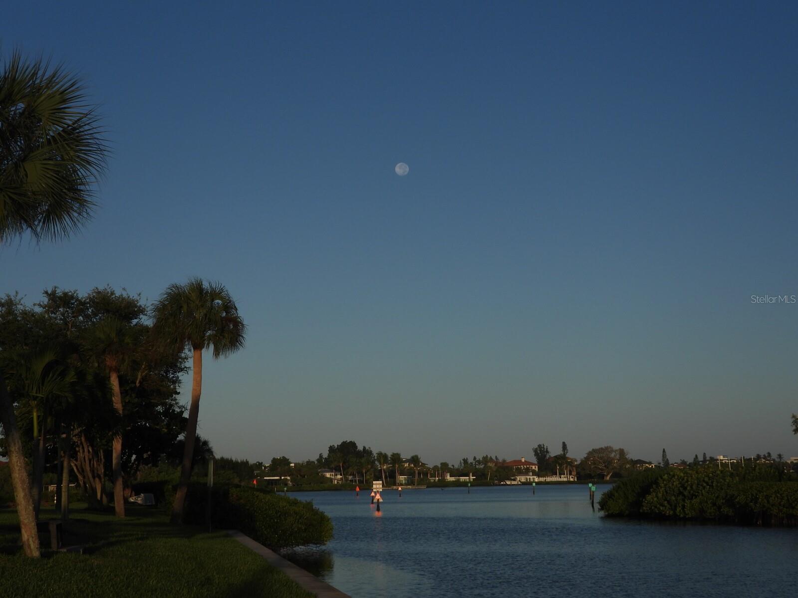 SOUTHBAY YACHT & RACQUET CLUB - Residential