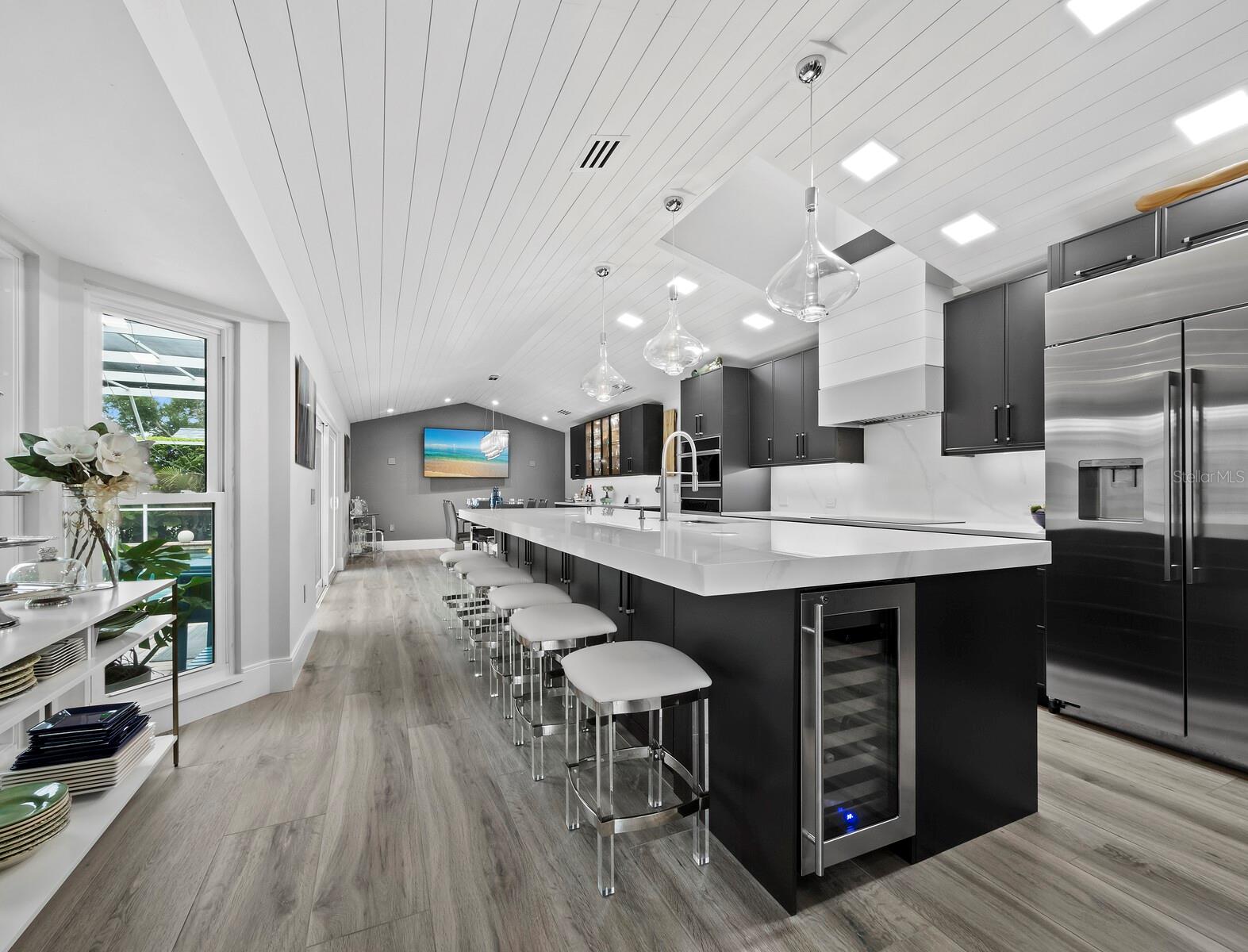 SOUTHBAY YACHT & RACQUET CLUB - Residential